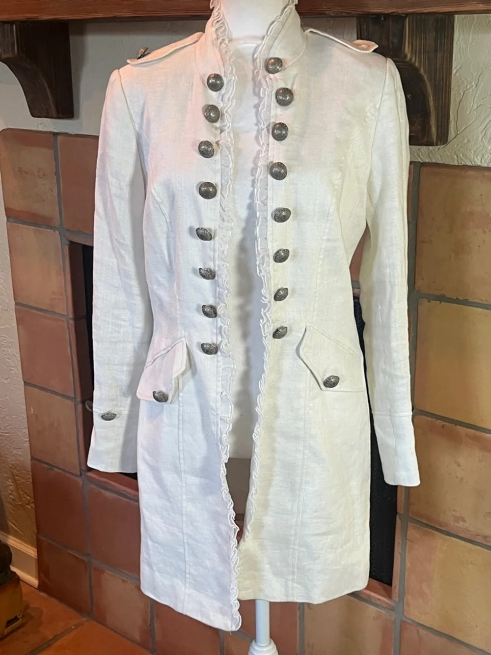 INSIGHT New York Linen Open Trench, Cream, size 4